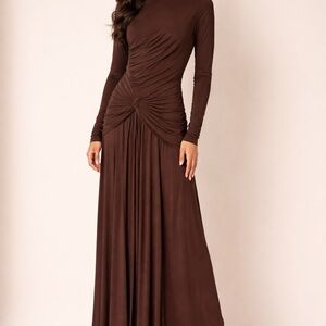 NWT 🔥Long Sleeve Chocolate Brown Ruched Maxi Dress. Sleeves are sheer